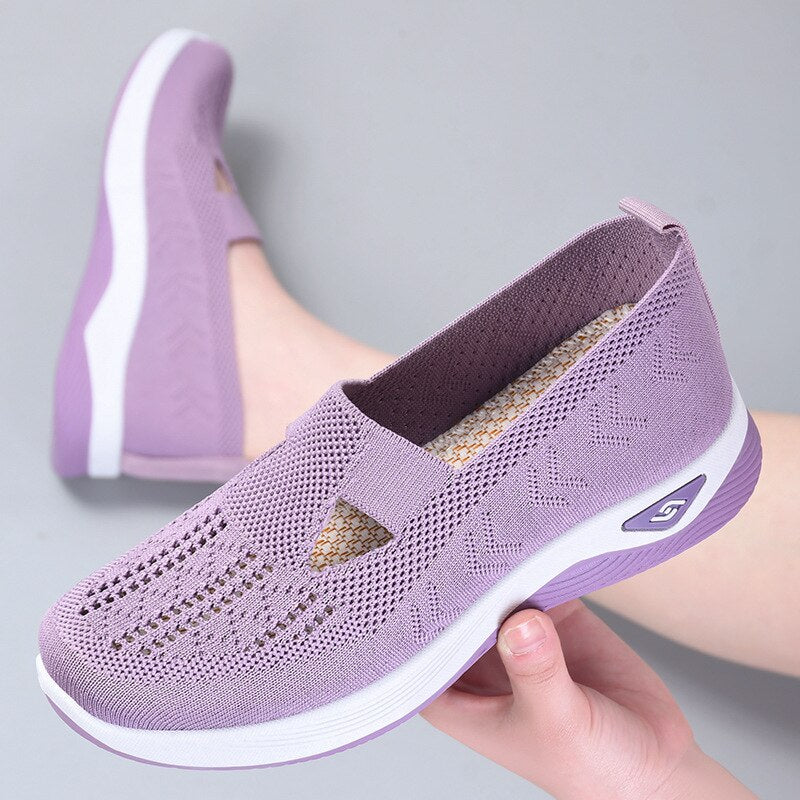 Women'S New Summer Shoes Mesh Breathable Sneakers Light Slip on Flat Platform Casual Shoes Ladies Anti-Slip Walking Woven Shoes